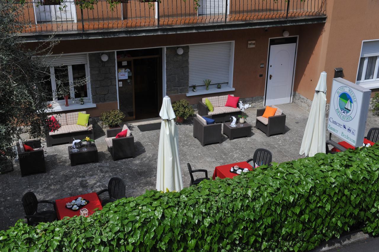 Hotel Bellavista Meuble Monte Isola Exterior foto